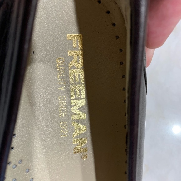 NWOT Mens Freeman Slip on Brown Leather Loafers Sz 10M - Picture 3 of 7